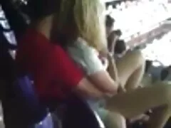 Cô gái ngọt ngào sex ông già nhật muốn chăm sóc!
